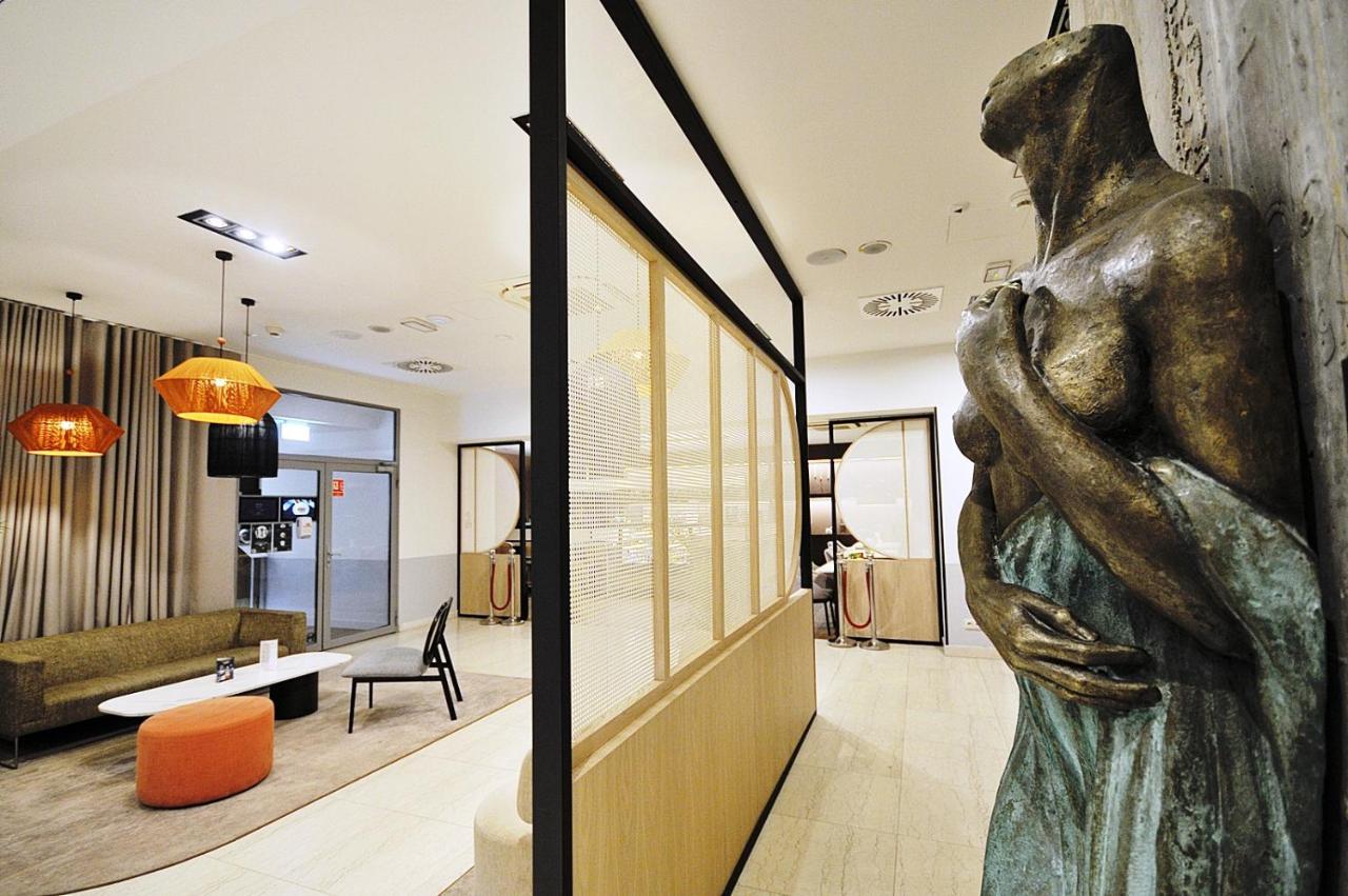 316 W Royal Tulip Sand 200 M Do Plazy Dobruk Apartamenty 科沃布热格 外观 照片